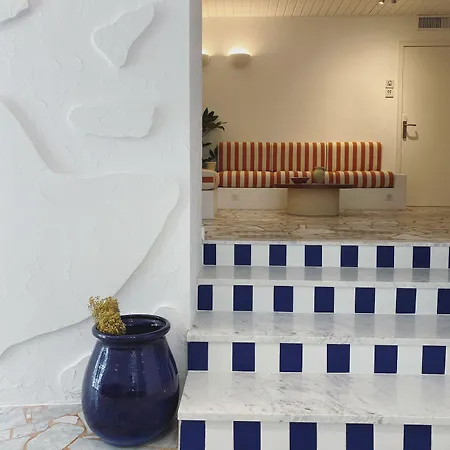 Le Sud מלון ז'ואן-לה-פינס