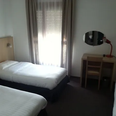 Le Sud Szálloda